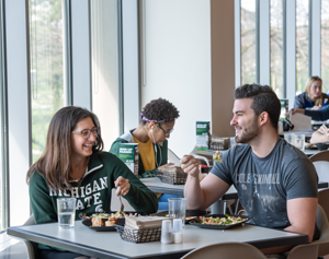 Students dining at Akers