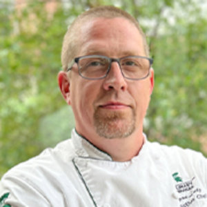 Bryan Latz headshot